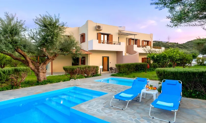 Plaisir Beachside Apts - Image 1