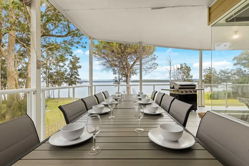 Island Point by Experience Jervis Bay - Image 1