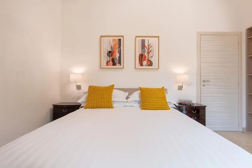 Appian Way Suite 3 - Malvasia - Image 1