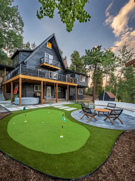 Luxury Chalet | Views, Hot Tub & Putting Green - Image 1