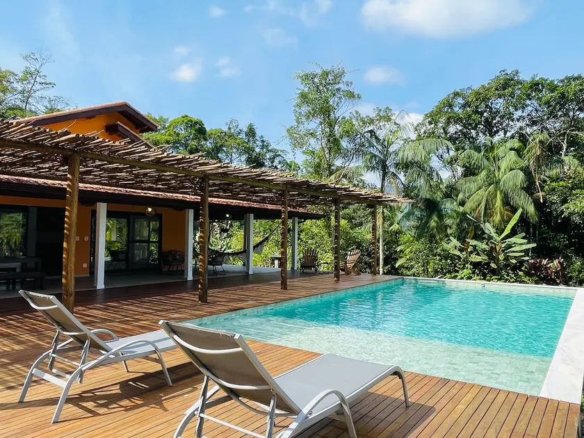 Exclusive retreat between the Atlantic Forest and the sea - Image 1