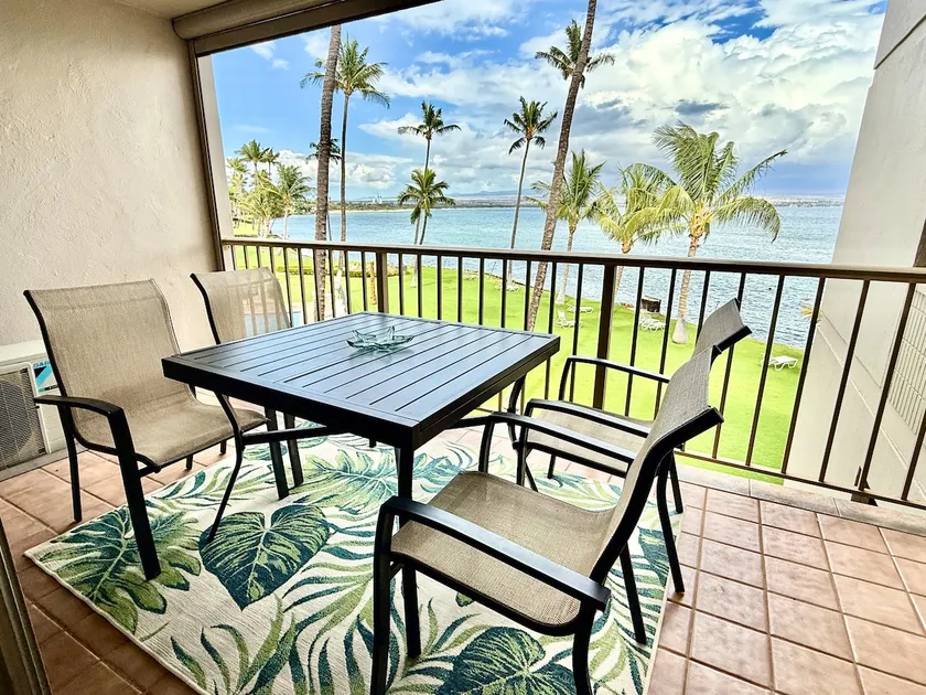 Seaside Surf Spot Ma'alaea Kai - Image 1