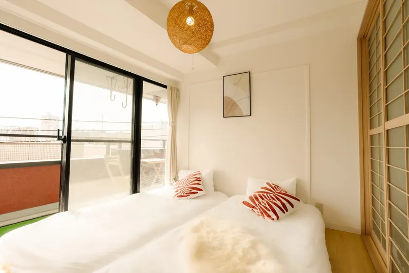 Meihong's apartment, family apartment 1 - Image 1