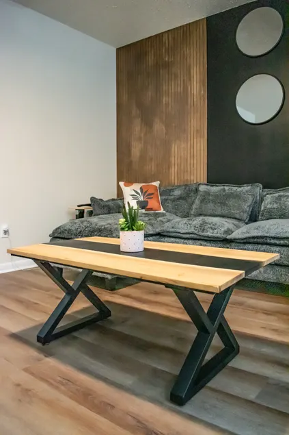 The Pilots Lounge - Image 1