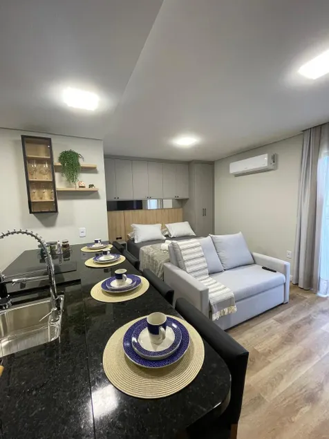 Konell apartment 102 - Image 1