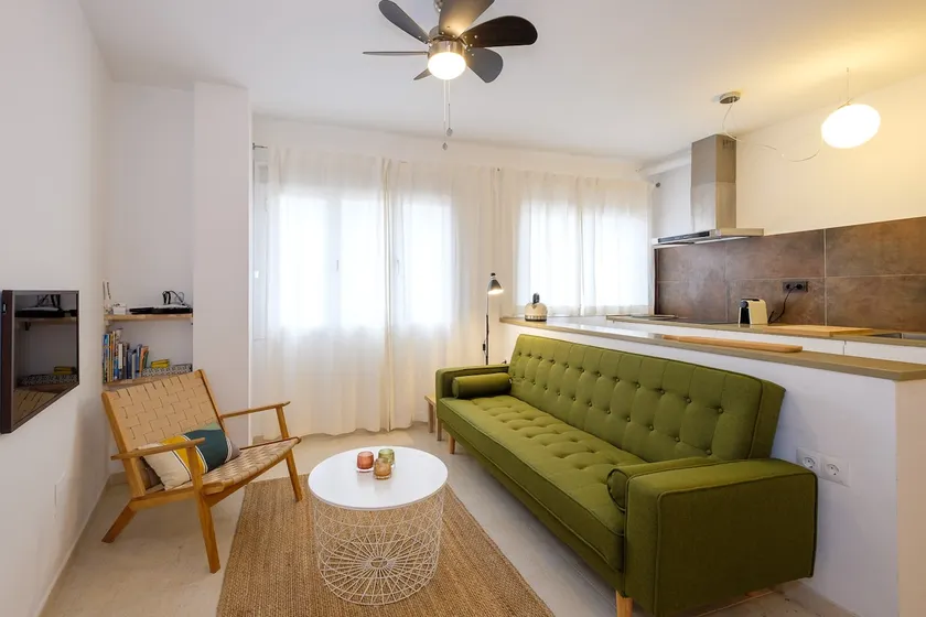 LOFT2STAY.COM - Image 1