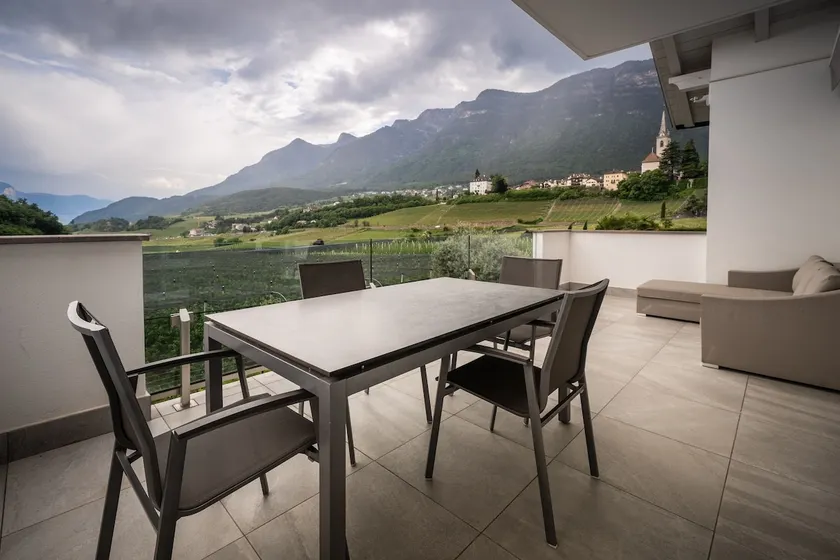 733b Apartment Villa Laurin - Image 1