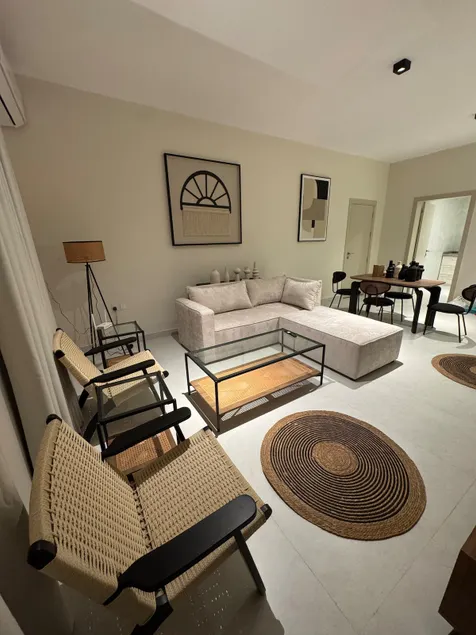 Luxury apartment - private entrance - Image 1