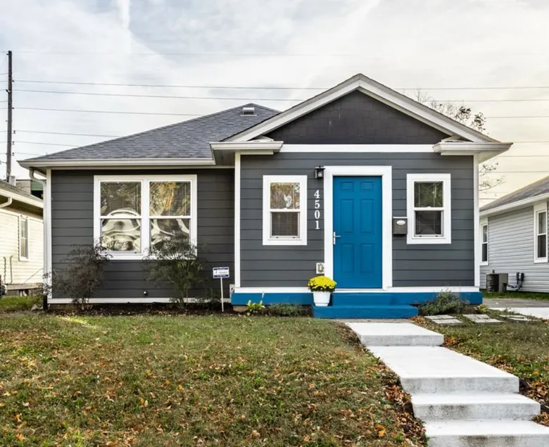 Adorable bungalow in Broad Ripple! - Image 1