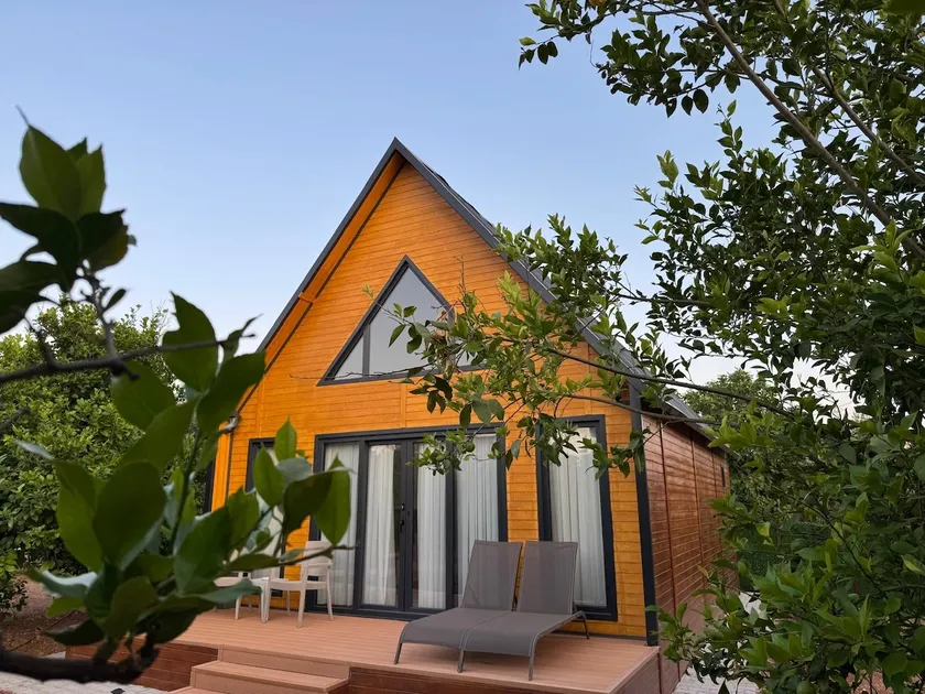Pakish Bungalow - Image 1