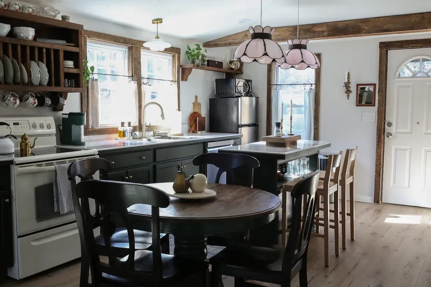 2 Bedroom Cottage Stay-Away - Image 1