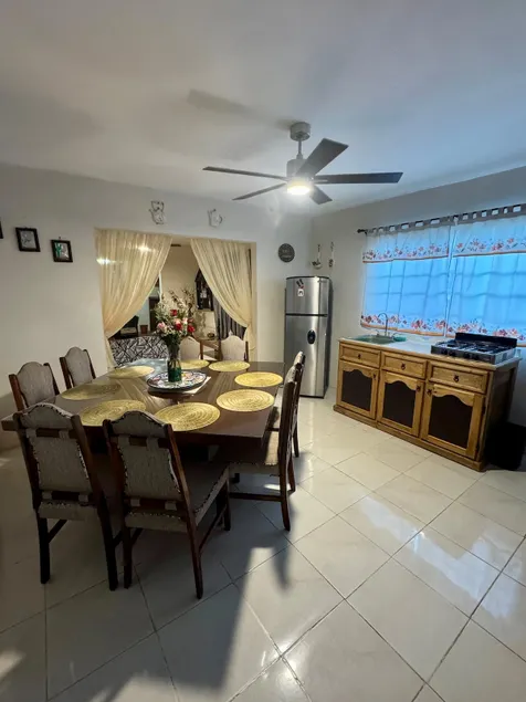 Vacation home for 6, 10 minutes from Playa Miramar + barbecue grill - Image 1