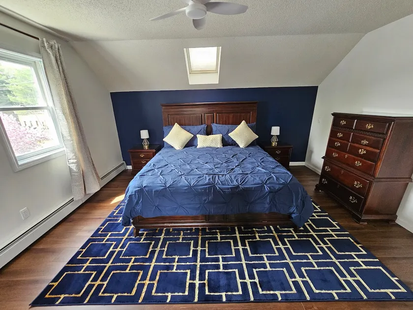Family Retreat Near Hartford – Year-Round Getaway - Image 1