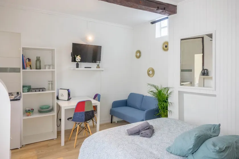 Small studio in the city center - Image 1