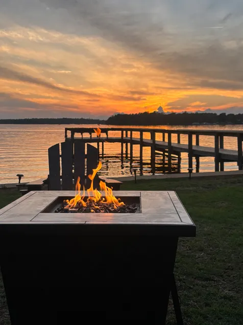 Eagle Point Sunset Retreat - Image 1