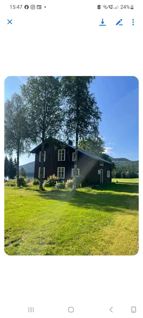 Old farmhouse with new bath! - Image 1