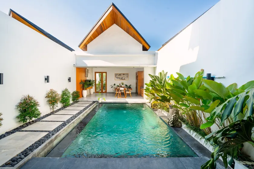 2 BR Tropical Villa with spacious Pool, Canggu - Image 1