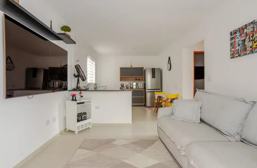 Villa Galvão Apartment Near Airport - Image 1