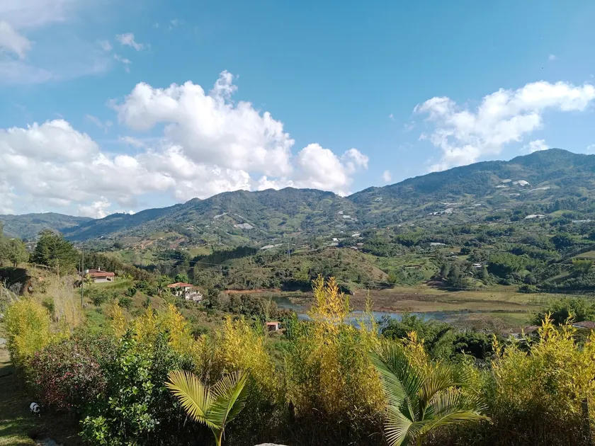 Farm near the Peñol stone with a beautiful view - Image 1