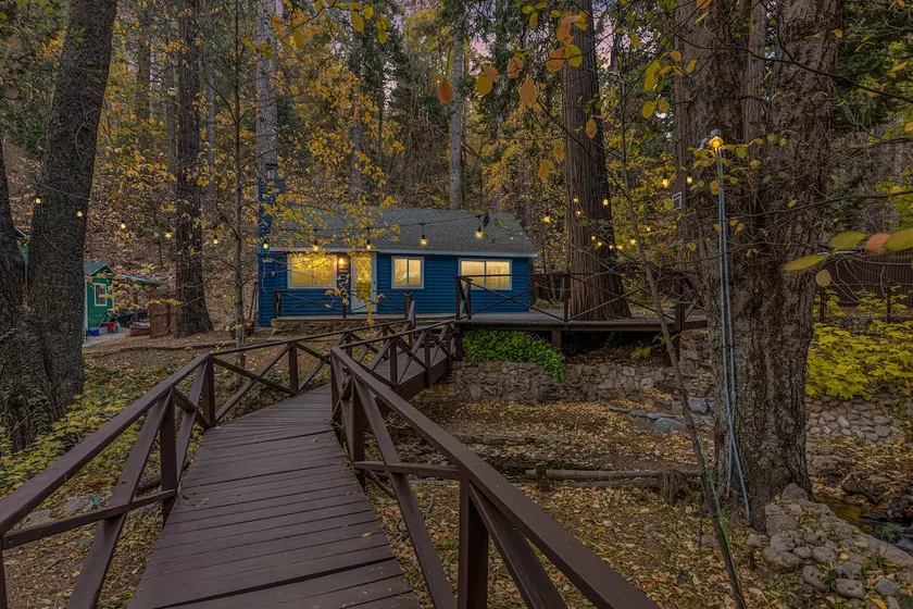 Creekside Retreat in Blue Jay - Image 1