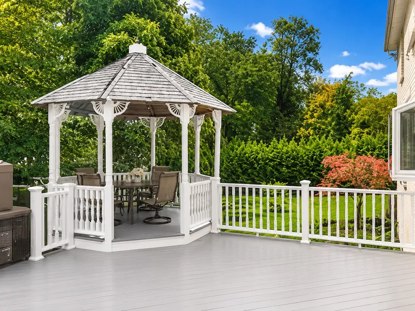Hidden Gem Near Boston w/ 2 bedrooms and huge family and activity room space - Image 1