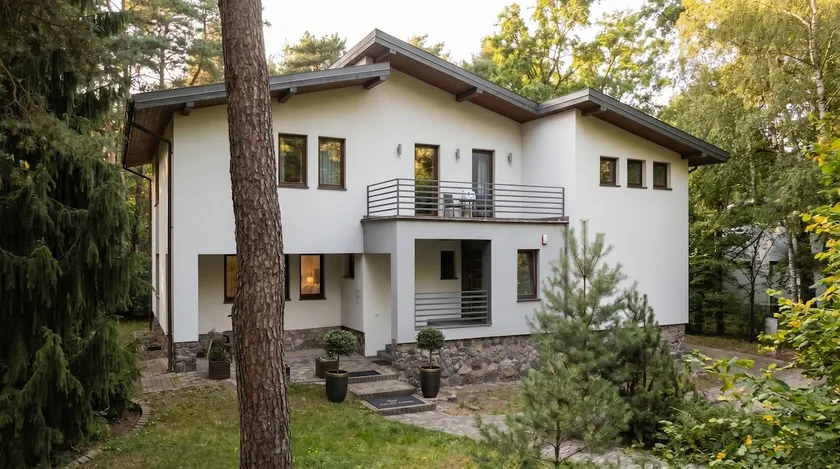 Golden Villas Forest Spa Retreat - Fireplace & Sauna - Image 1