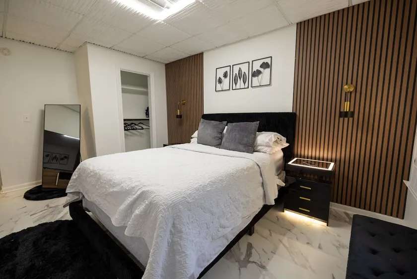 Oxford Crest•Private Studio•Romantic Getaway - Image 1