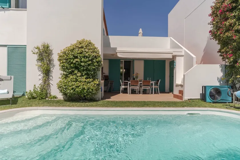 L&A Villa Prainha 3 Bedrooms Heated Pool 5 m walking to the beach - Image 1
