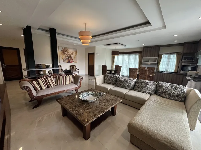 Dago’s Hill 3 Bedrooms + 3 Bathrooms Penthouse - Image 1