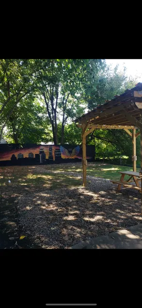 The Camp Taylor Cottage Close to Airport/ Downtown - Image 1