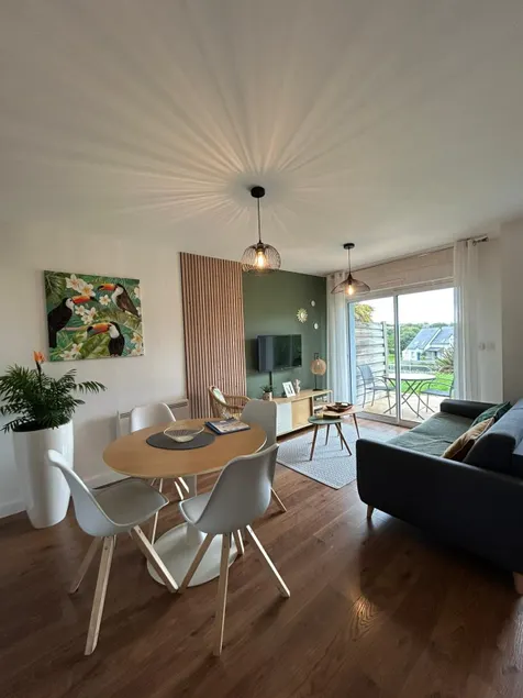 Le Toucan Gîte with Pool, Park, Near Beach & Golf - Image 1