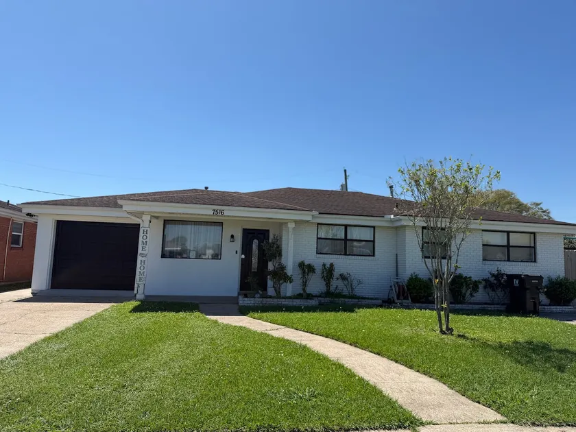 Spacious 2 bedroom in Arabi - Image 1