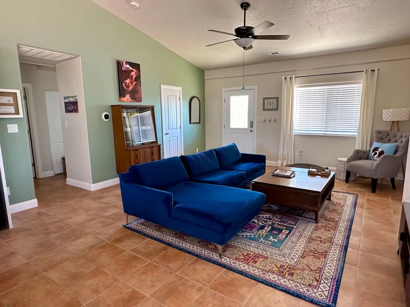 Canyon Cottage: a cozy retreat (newly remodeled) - Image 1