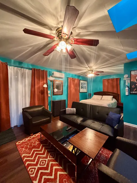 3rd + blue: studio suite - Image 1