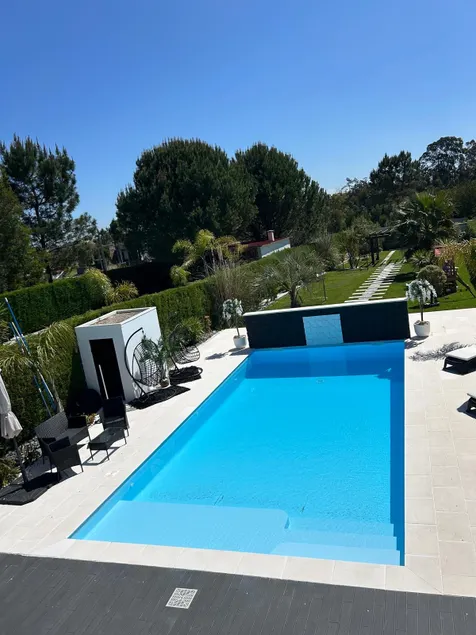 Moderna sistemazione con 2 camere da letto e piscina - Image 1