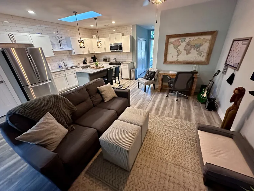 Modern Luxury Peace & Quiet. - Image 1