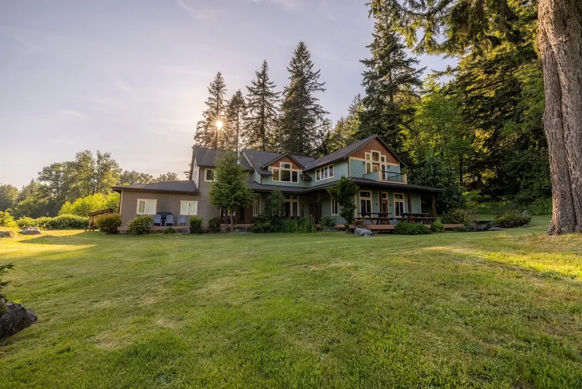 Tahoma Canyon Home near Mt Rainier - Image 1