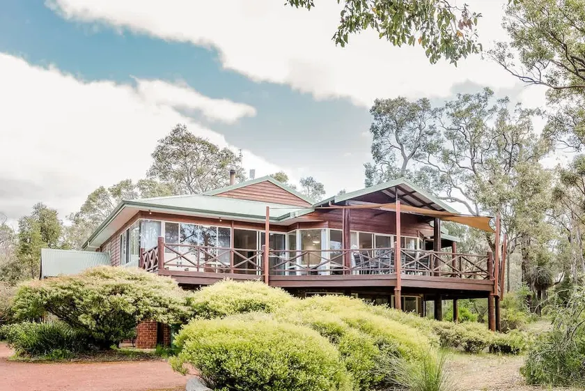 The Nest - Tranquil Bush Retreat near Dunsborough - Image 1