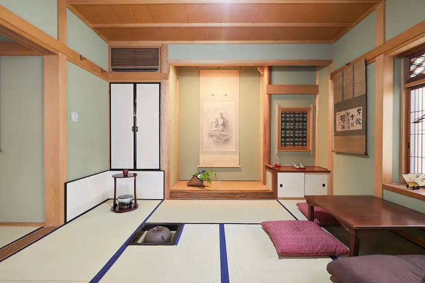 120 m² Luxurious Japanese-style Free Cultural Experience Jacuzzi - Image 1