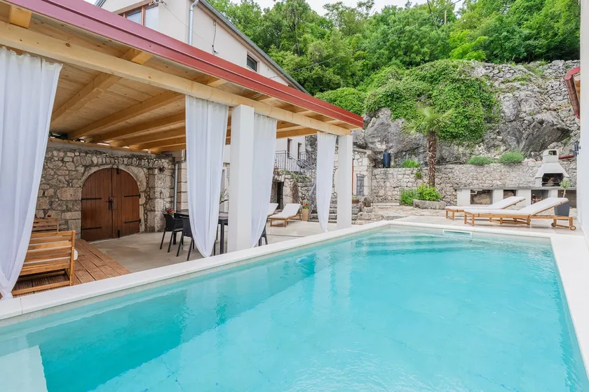Villa Marisan - Image 1