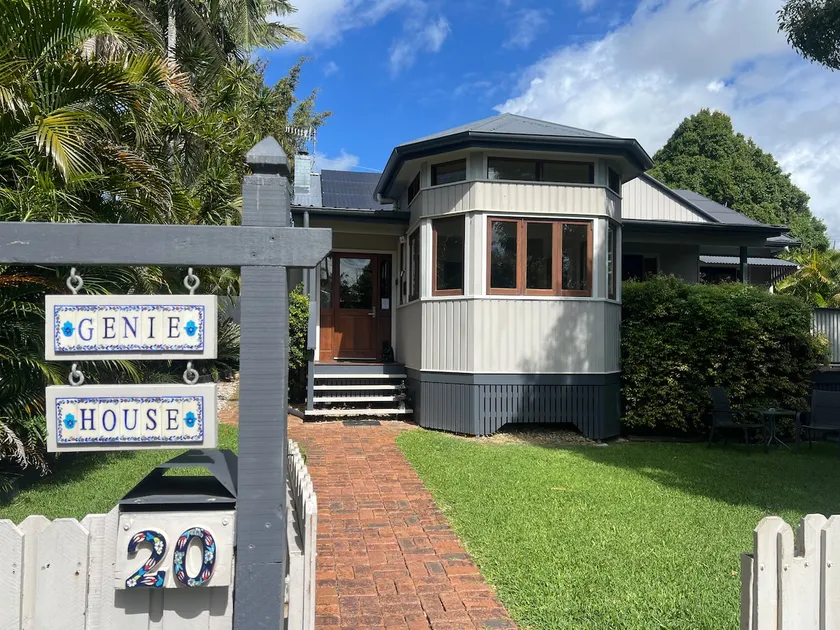Pet-Friendly Byron Bay | Walk to Town & Beach - Image 1