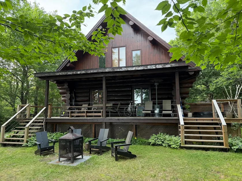 Dream Log Cabin on the Lake Paradise spot - Image 1