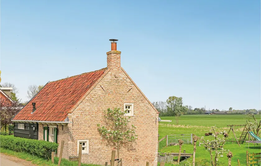 The smallest cottage - Image 1