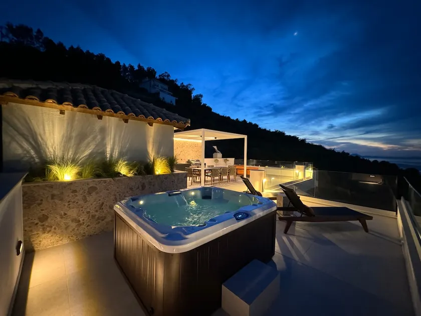 Ionion exclusive villa - Image 1