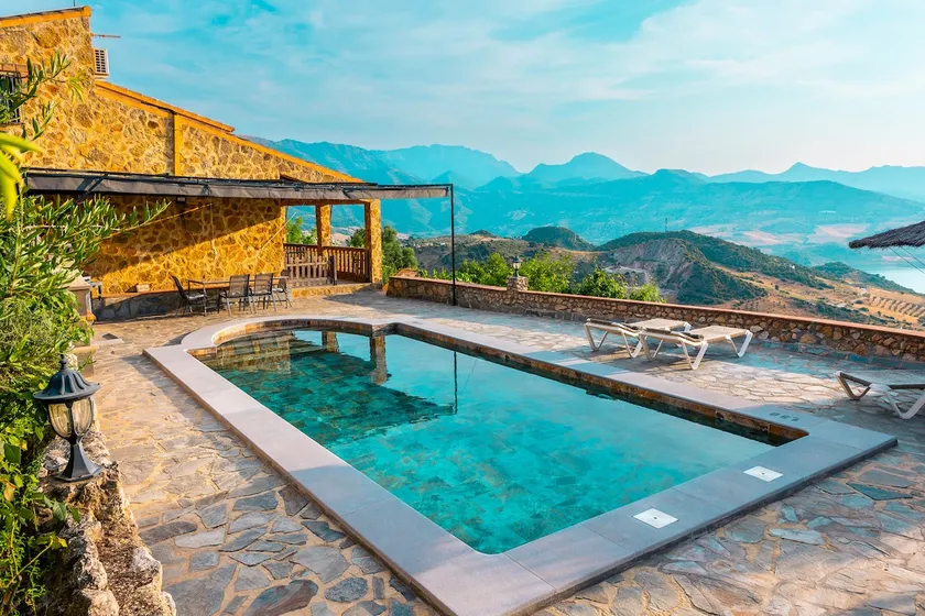 El Valle Dorado - Image 1