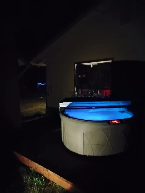 HotTub, Bonfire Pit, Yard, and your own FRESH EGGS - Image 1