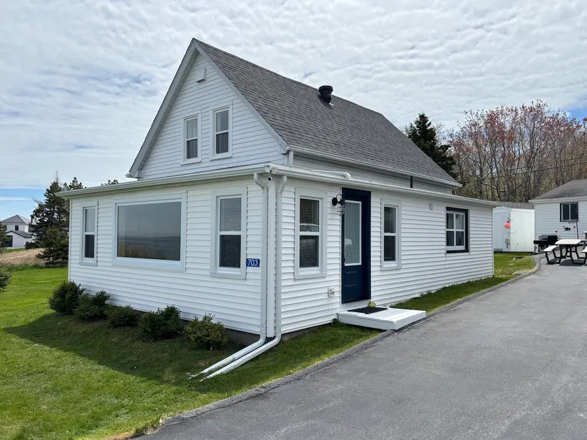 Stunning Ocean Views - Home on Lunenburg Bay - Image 1