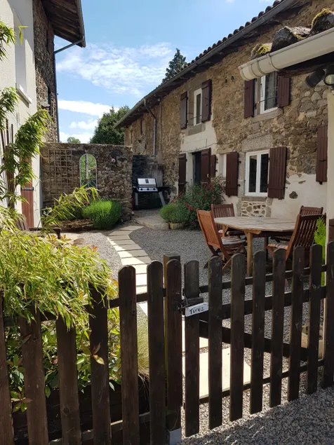 The Pretty Hayloft - Image 1