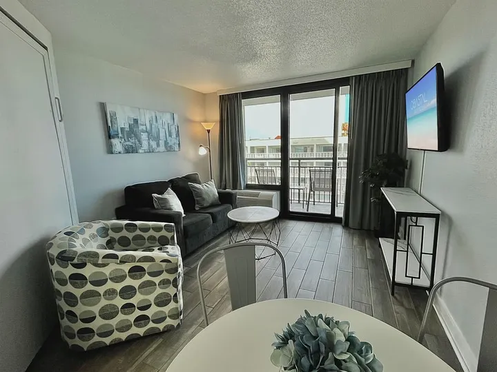 Rénové 1 suite privée à Patricia Grand. Apportez votre chien avec vous. - Image 1