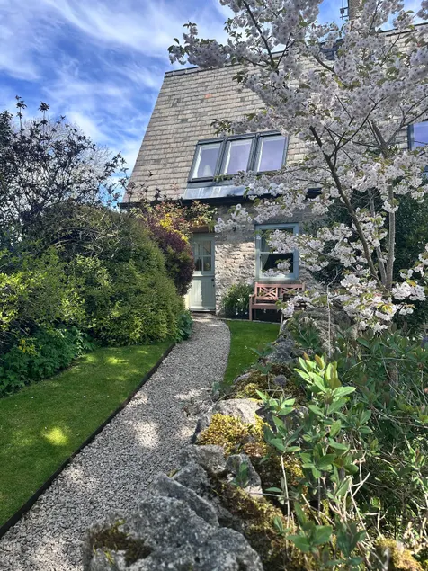 Grooms Cottage - Image 1